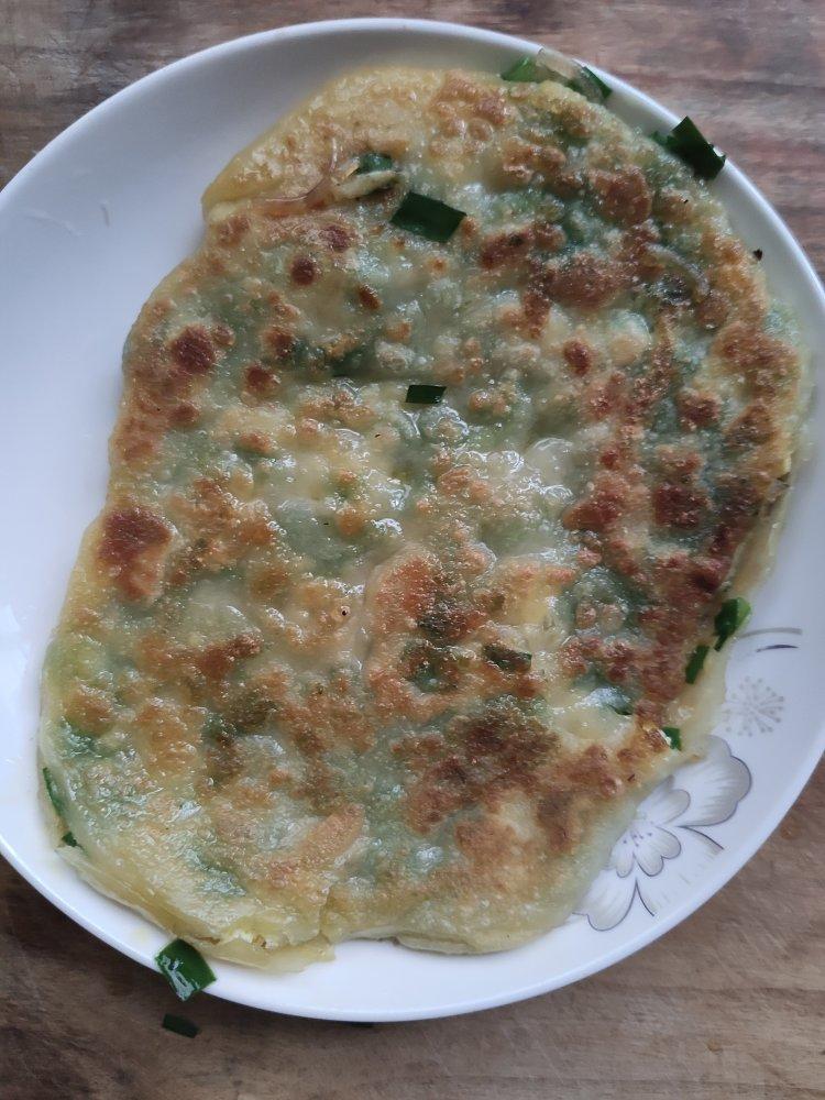 吹弹可破的韭菜盒子