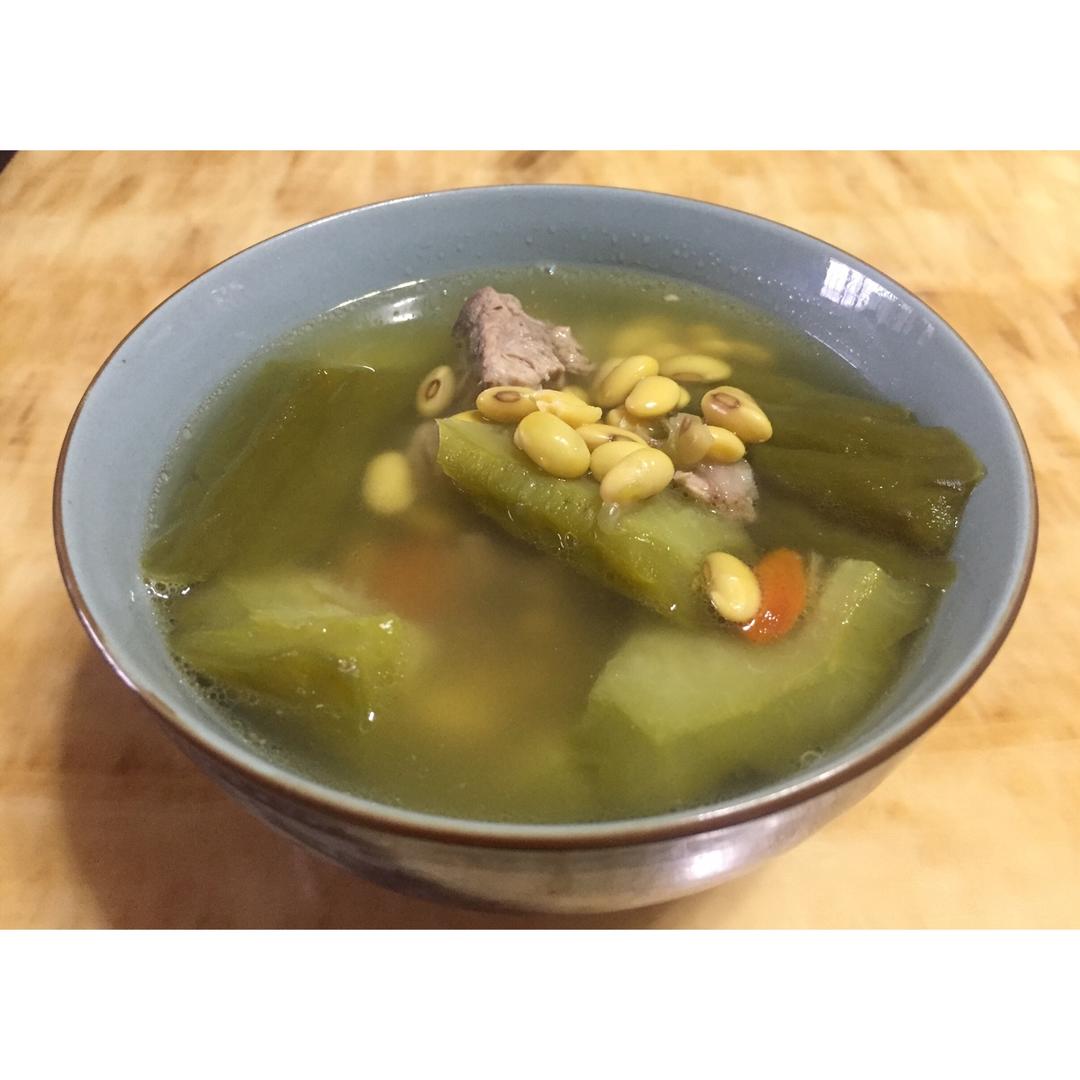 黄豆苦瓜排骨汤