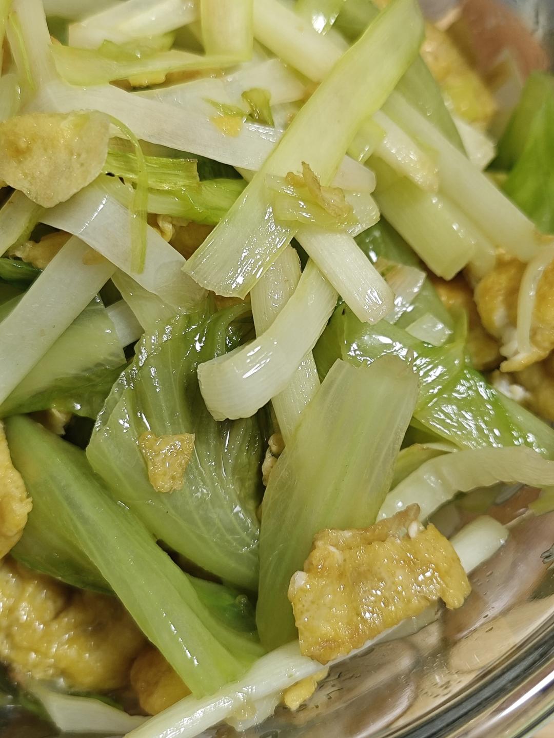 整个简单的韭黄炒蛋（手把手教学）