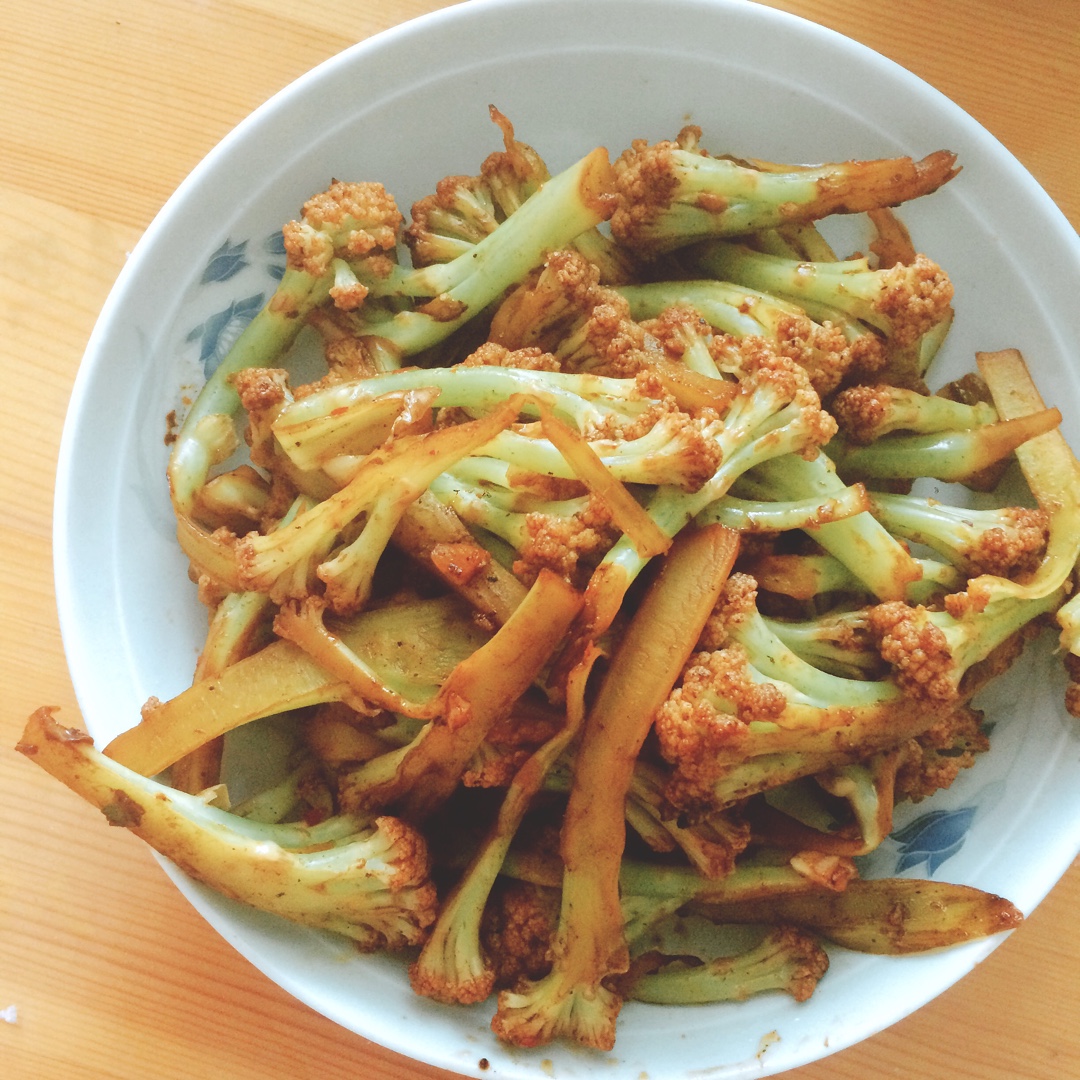 很“浪费”米饭的家常菜之一-------干锅菜花