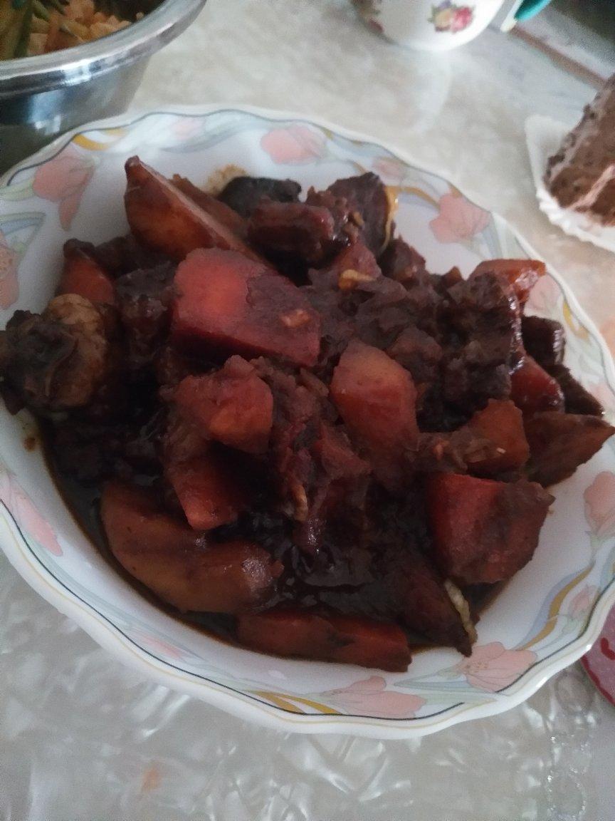 番茄土豆炖牛腩