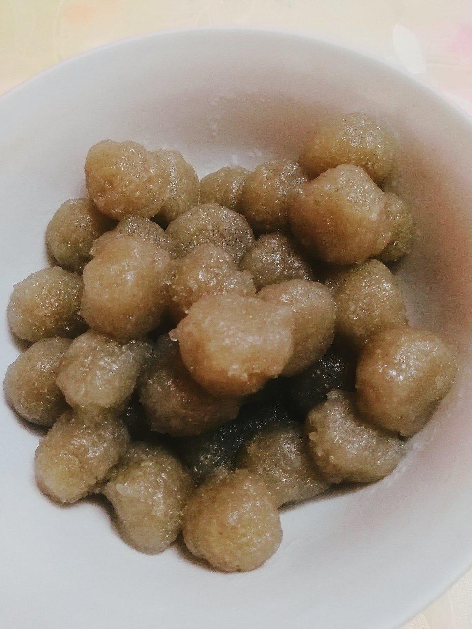 陕北特色小吃——黑愣愣（洋芋馍馍）