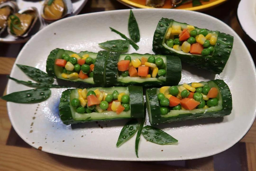 翠竹报春节节高