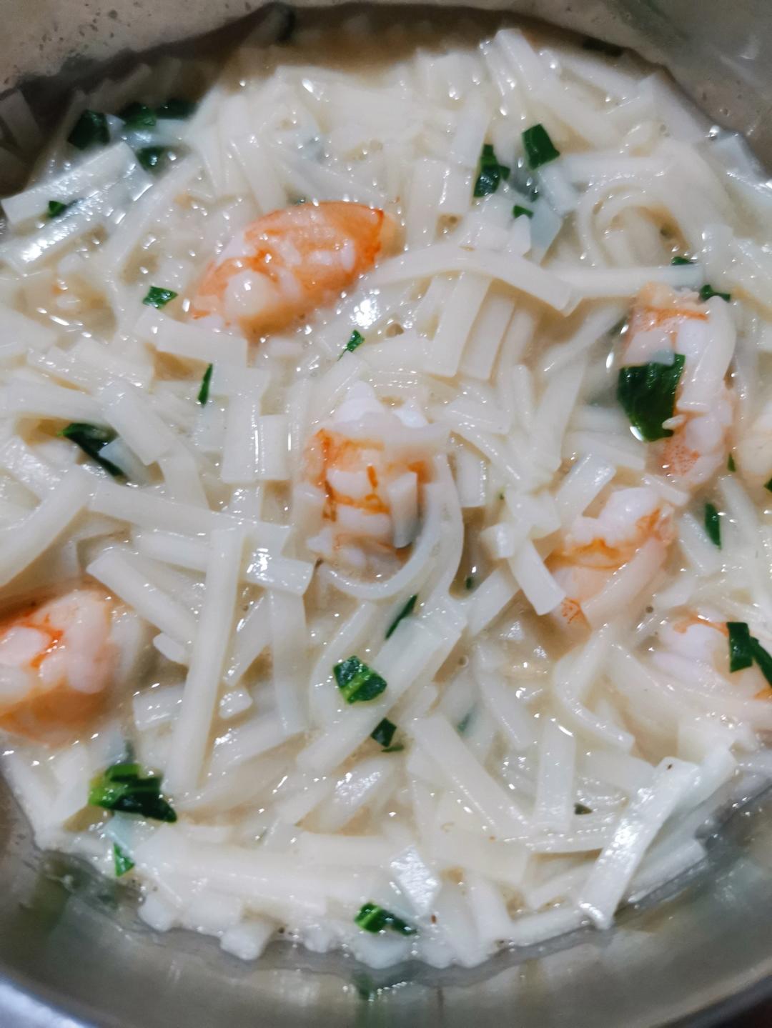 一岁宝宝辅食：虾油面（超级鲜）