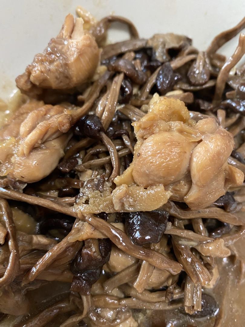 茶树菇干锅鸡