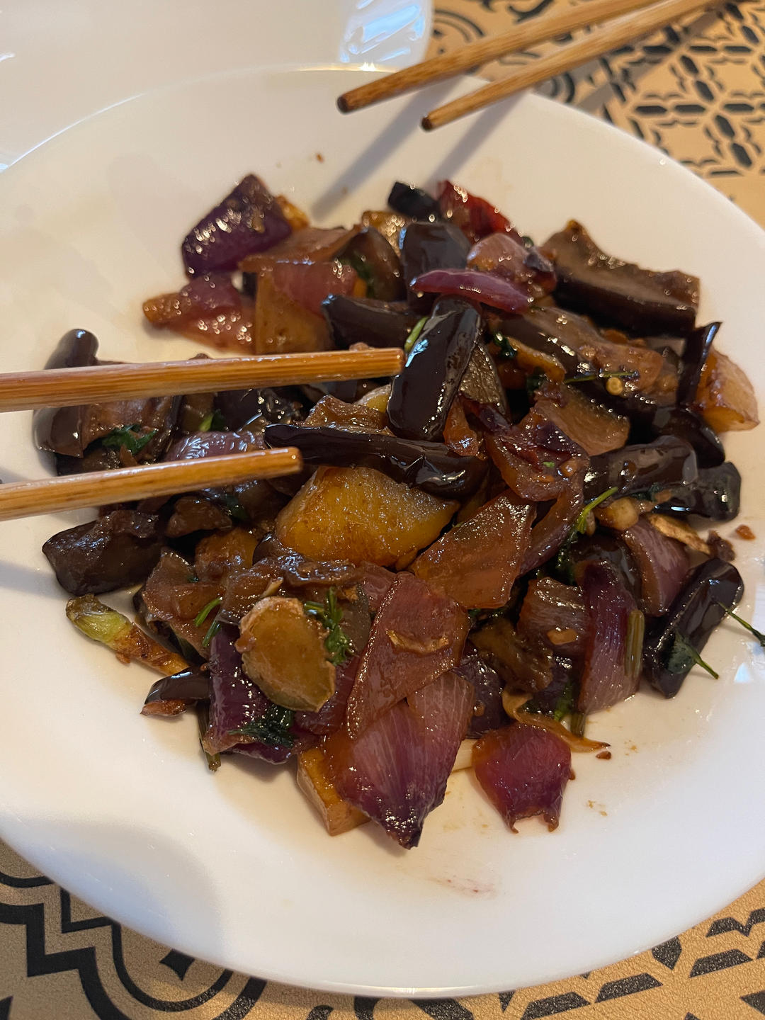 红烧茄子烧土豆（好吃少油）