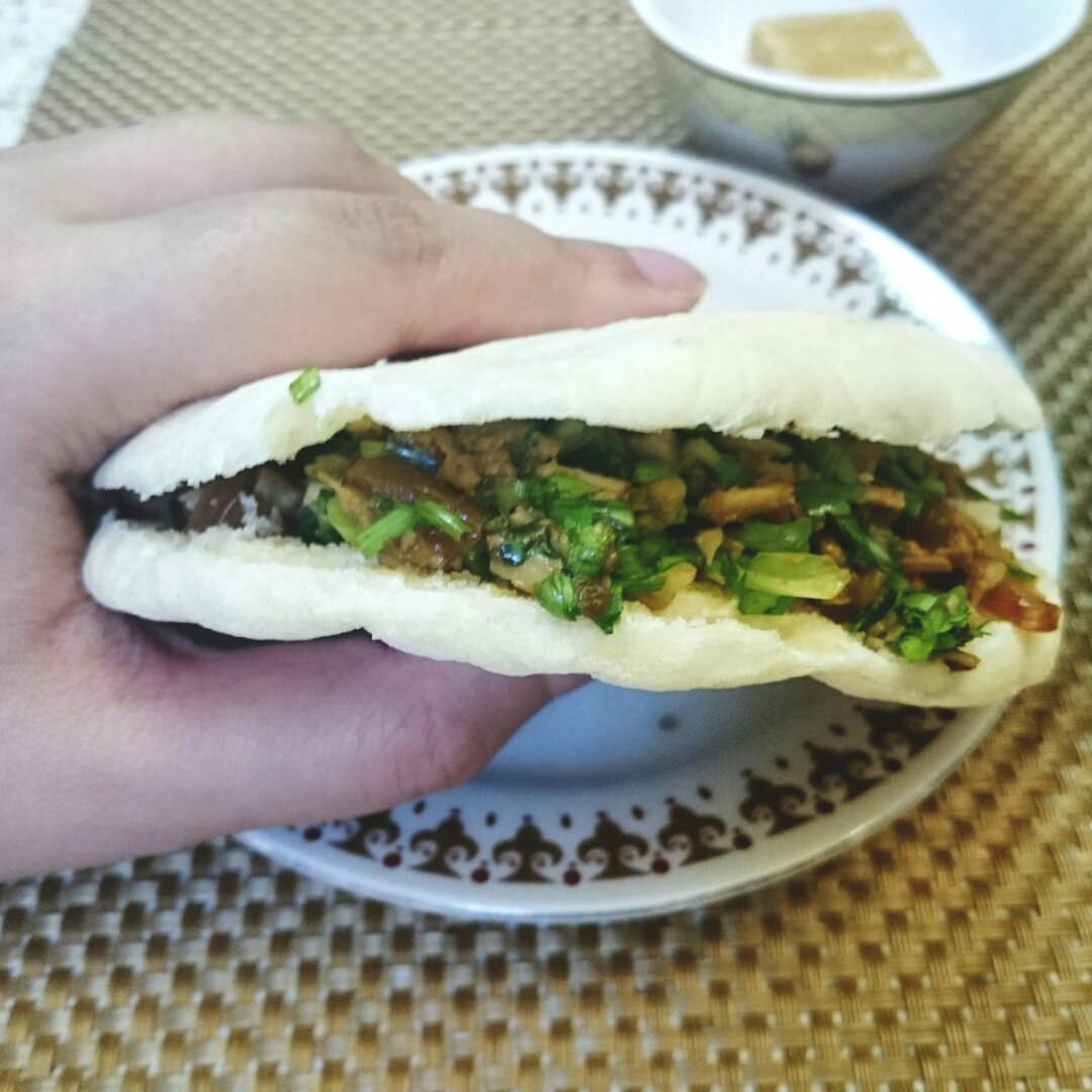 腊汁肉夹馍