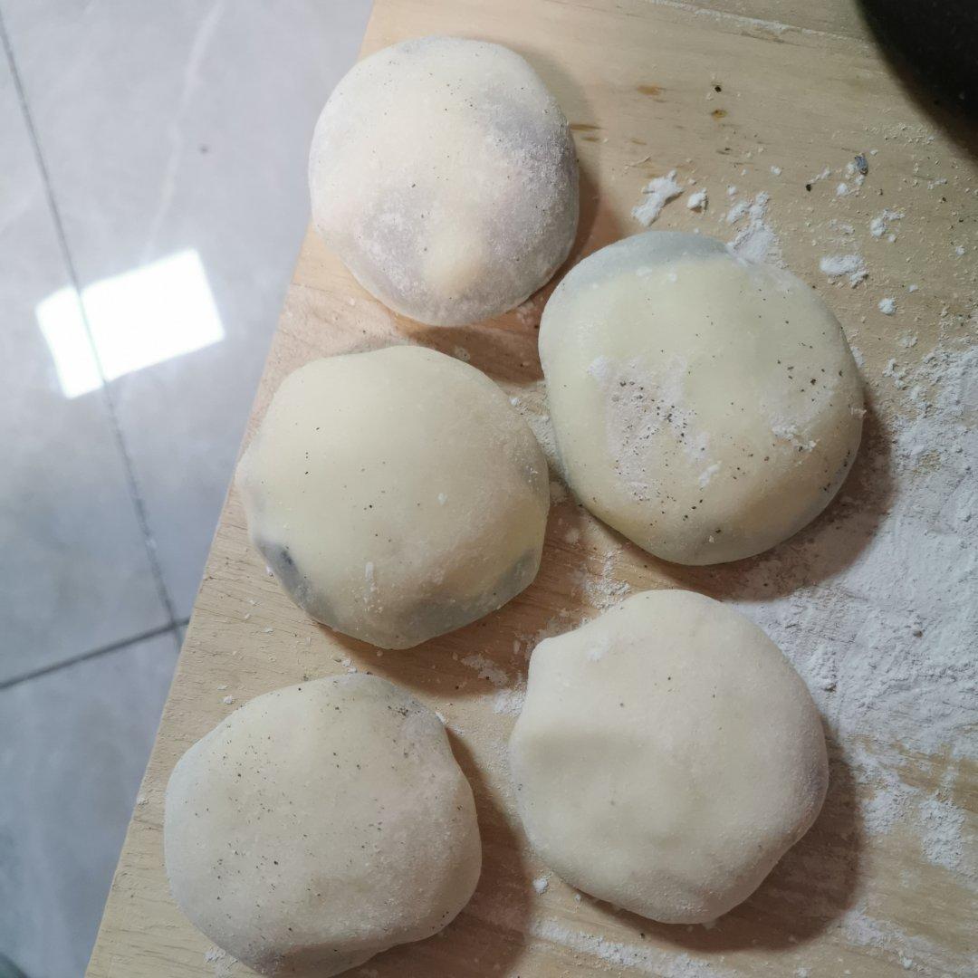 腹黑白胖子——奥利奥雪媚娘