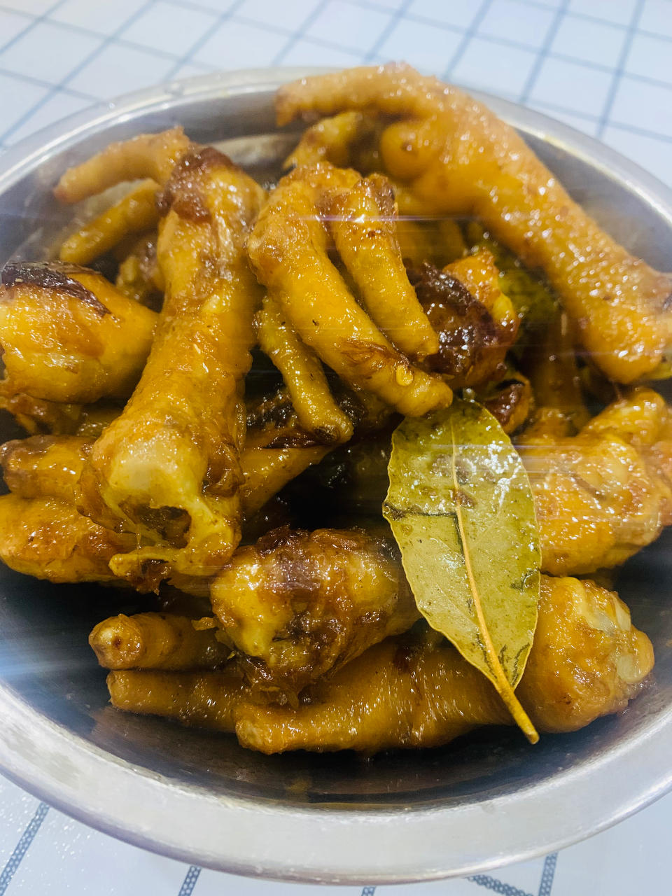 “销魂”卤鸡爪