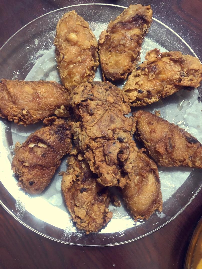 蒜香炸鸡翅