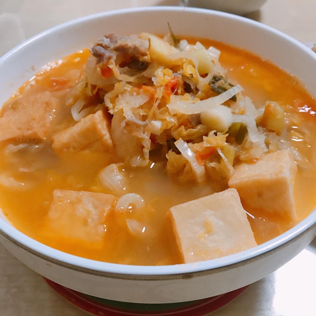 酸菜番茄肥牛