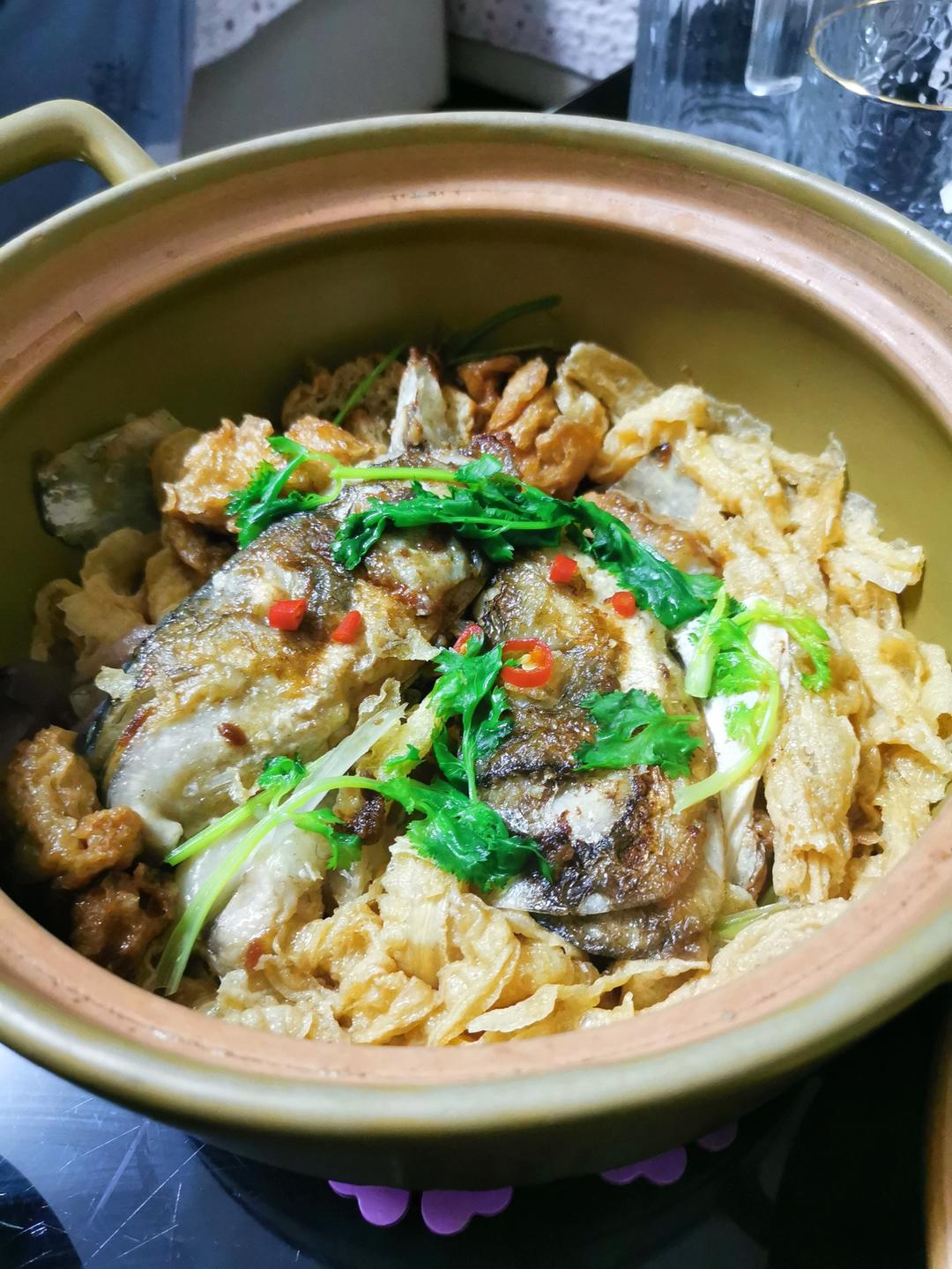 熬夜滋补｜鱼头豆腐煲