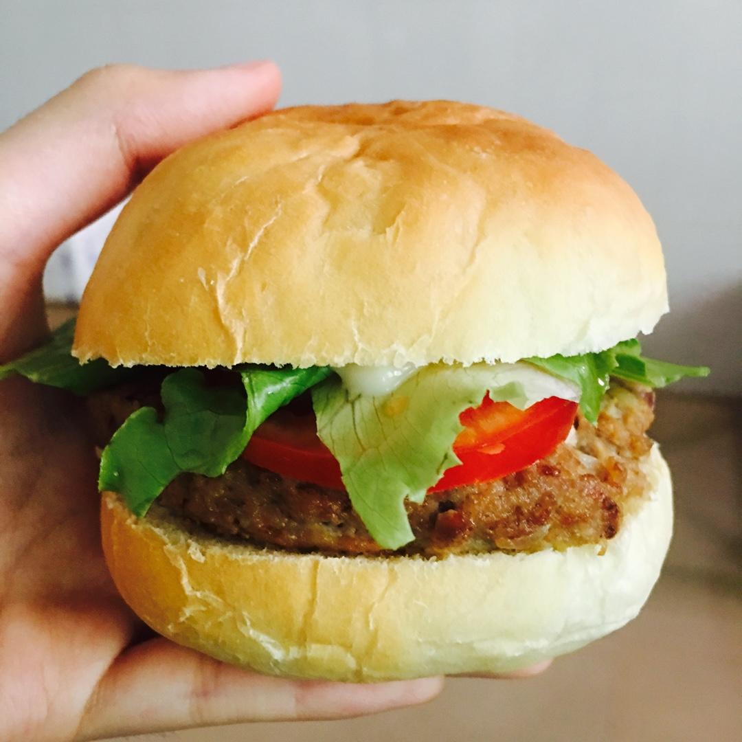 牛肉汉堡