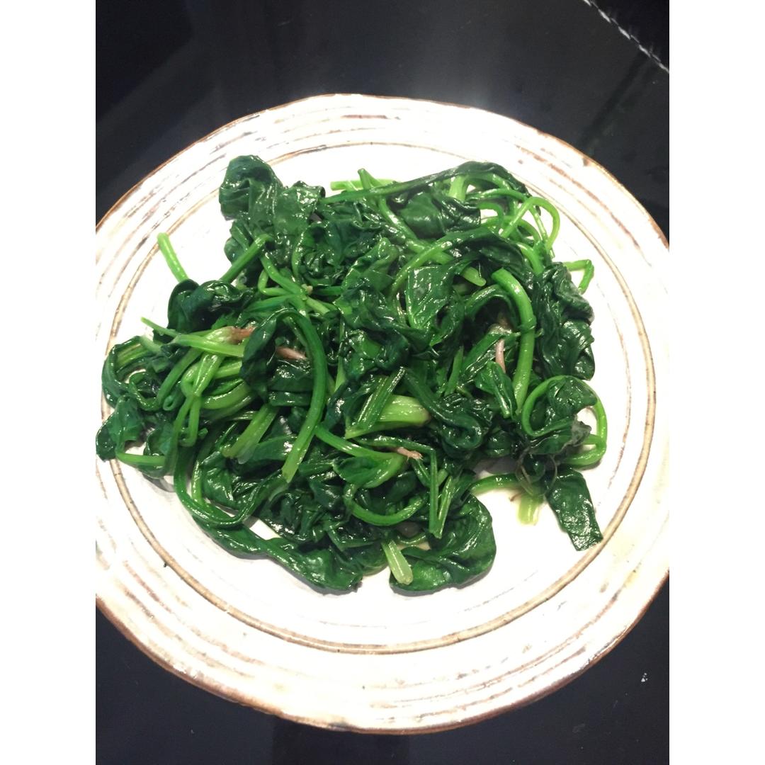 清炒菠菜