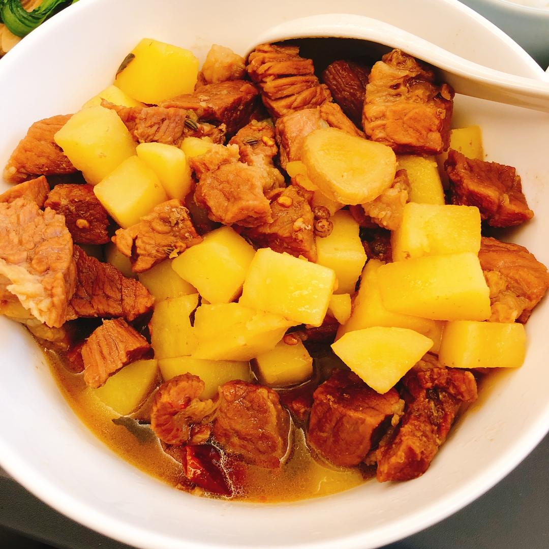 土豆炖牛肉