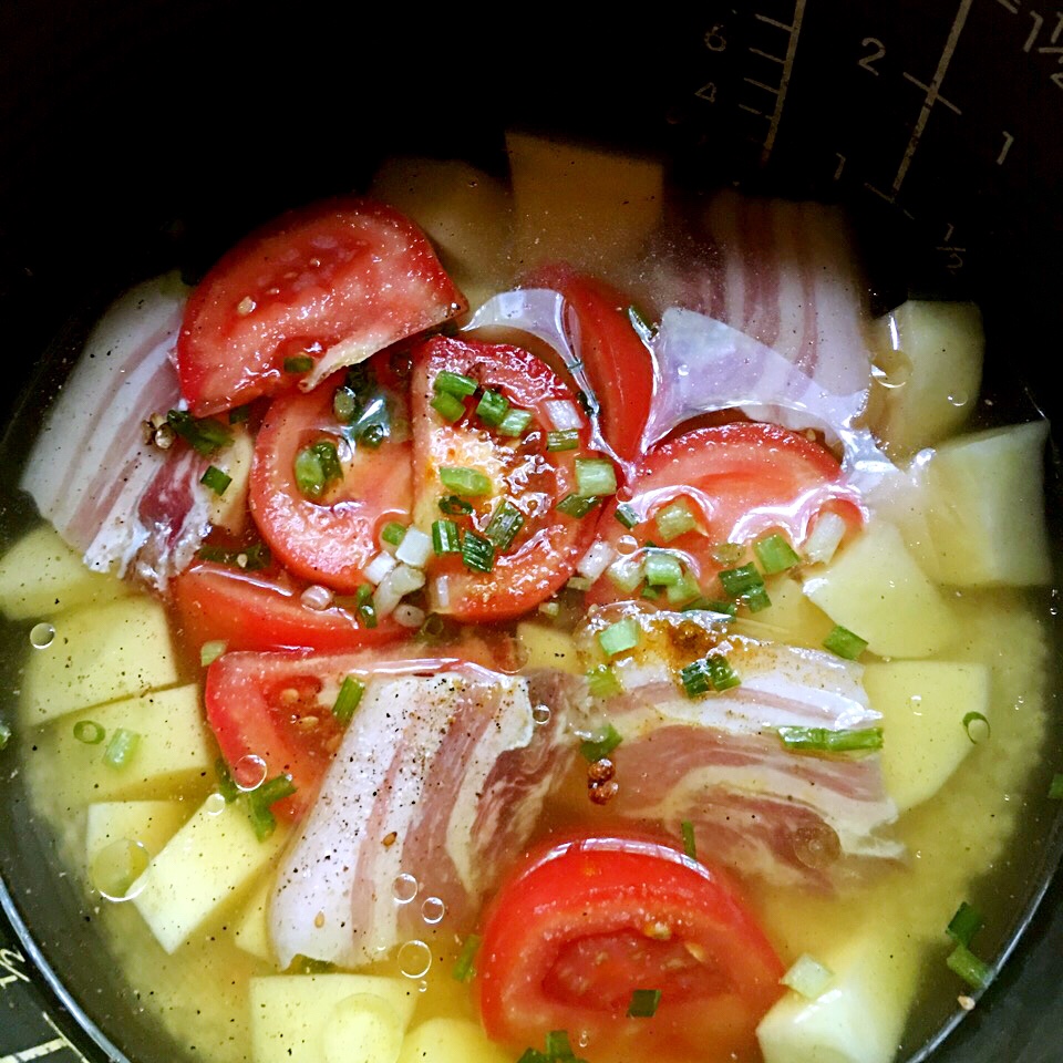 整个番茄 土豆饭