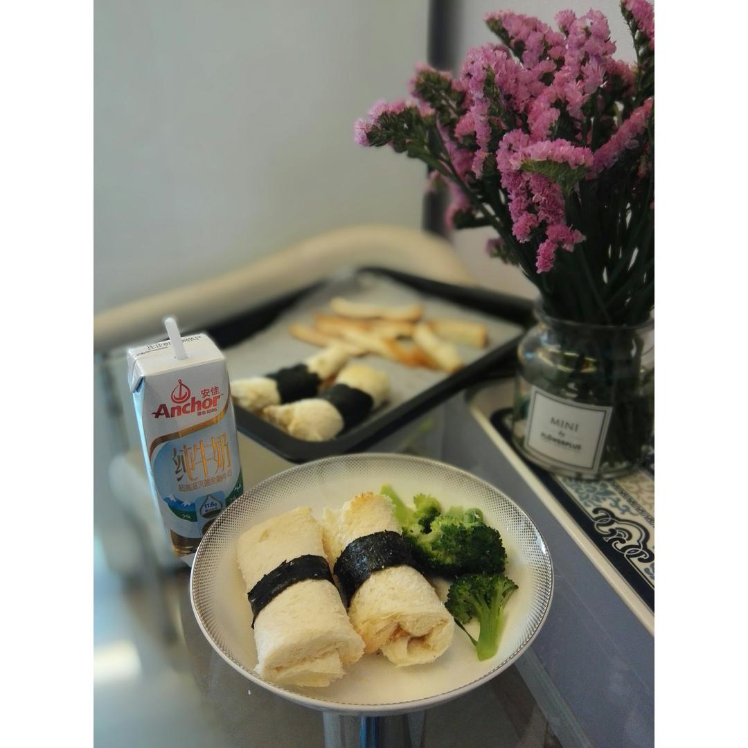 海苔肉松土司卷
