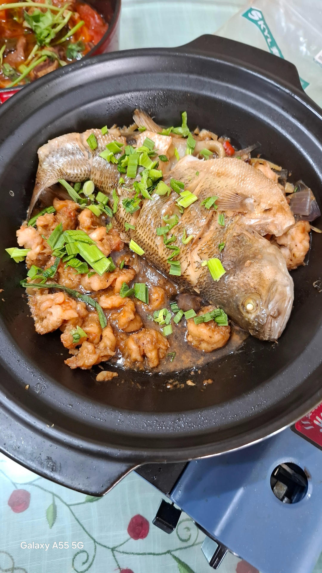 鲜虾鲈鱼煲(鲜掉眉毛)