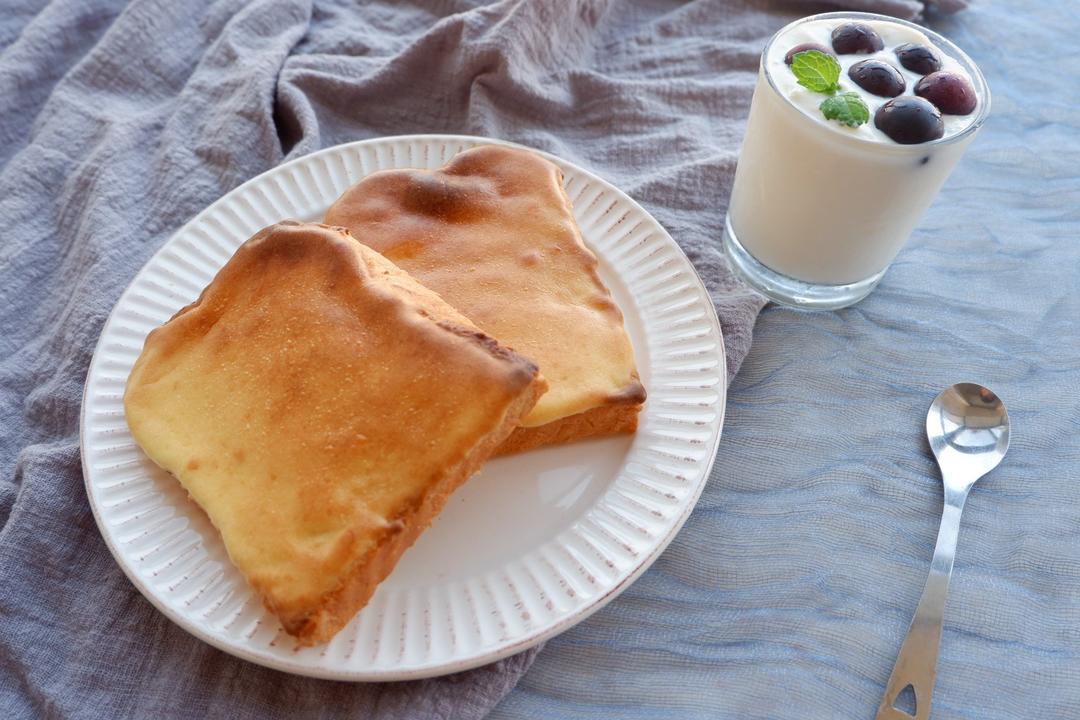懒人版岩烧乳酪片快速消耗吐司片奶酪