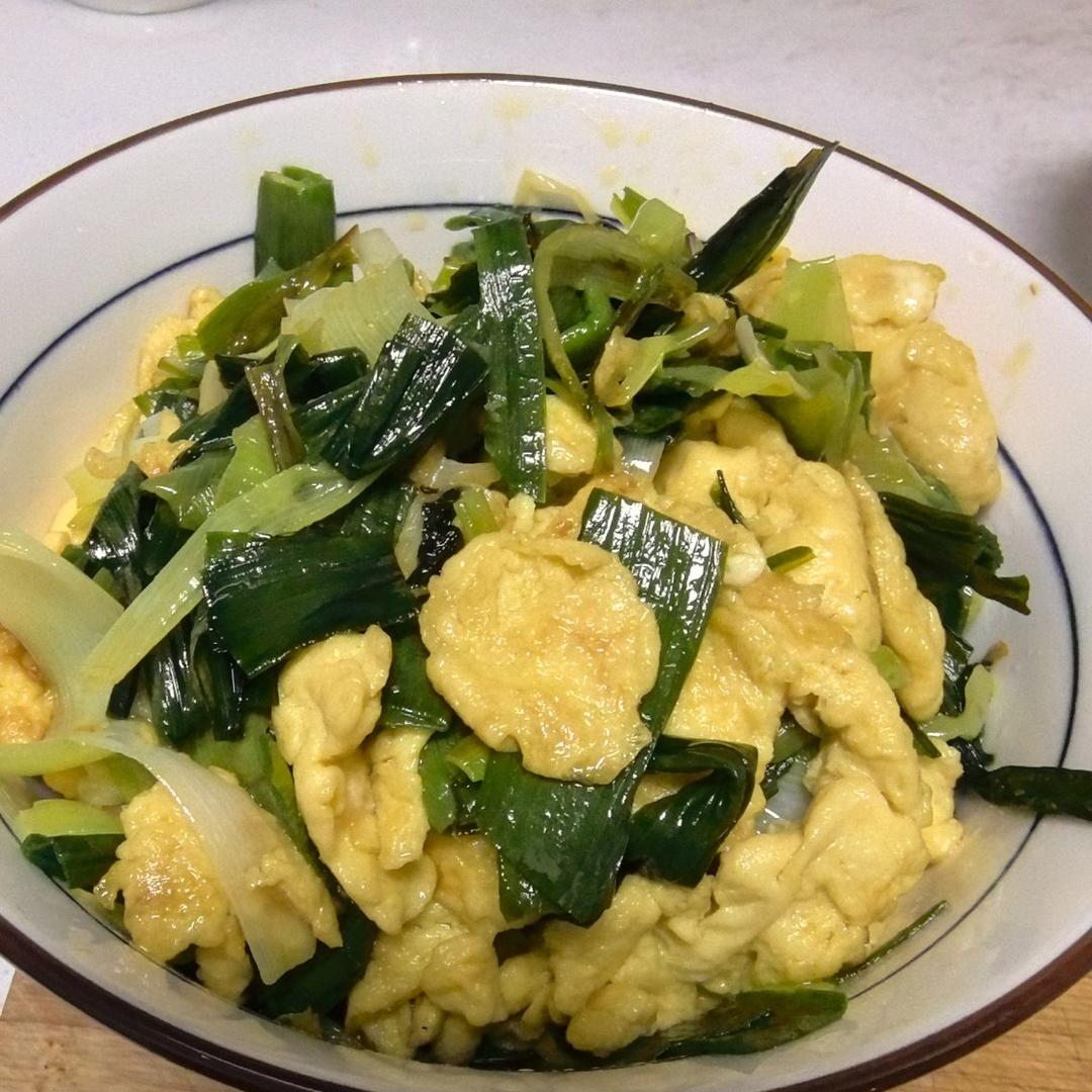 蒜苗炒鸡蛋
