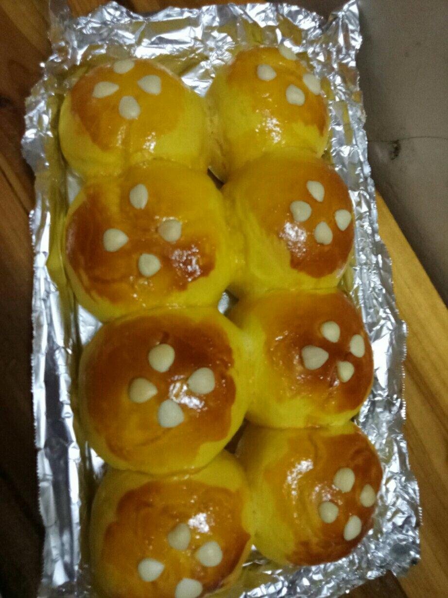 南瓜奶油小餐包（一次发酵）