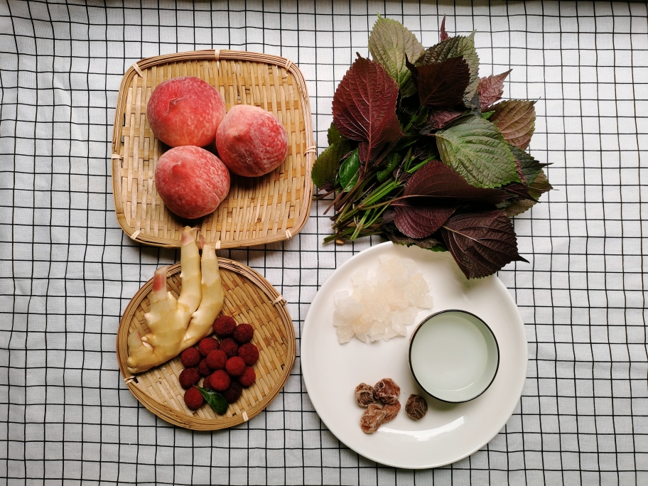简单易做的紫苏桃子姜🍑—只要一个晚上就能吃的做法 步骤2
