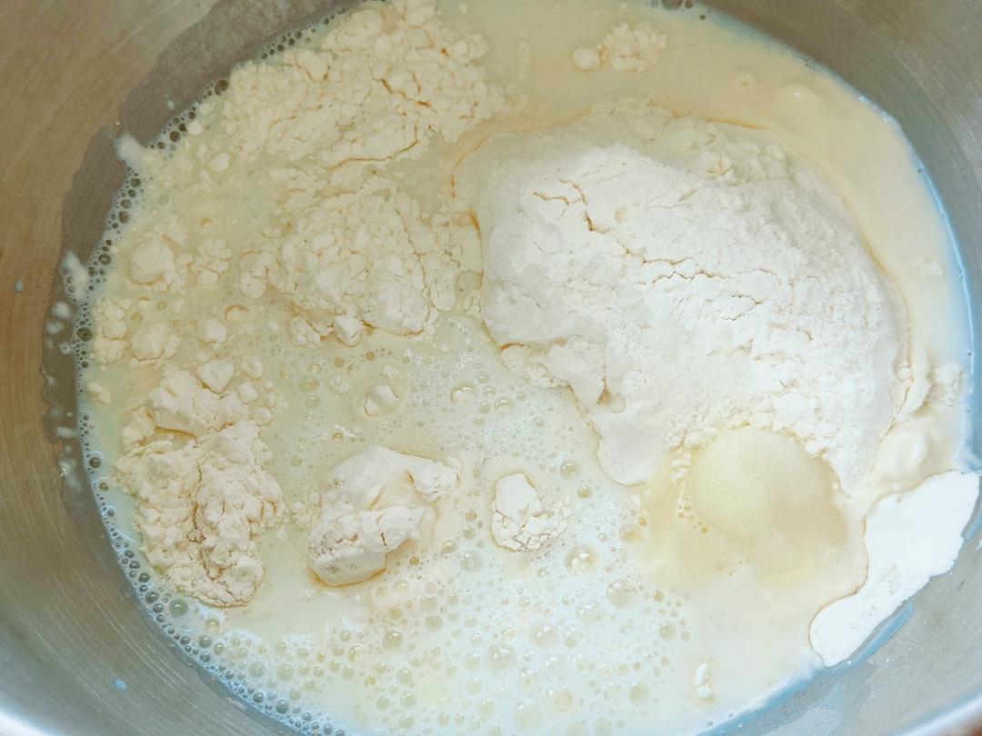 纯奶手撕吐司的做法 步骤1