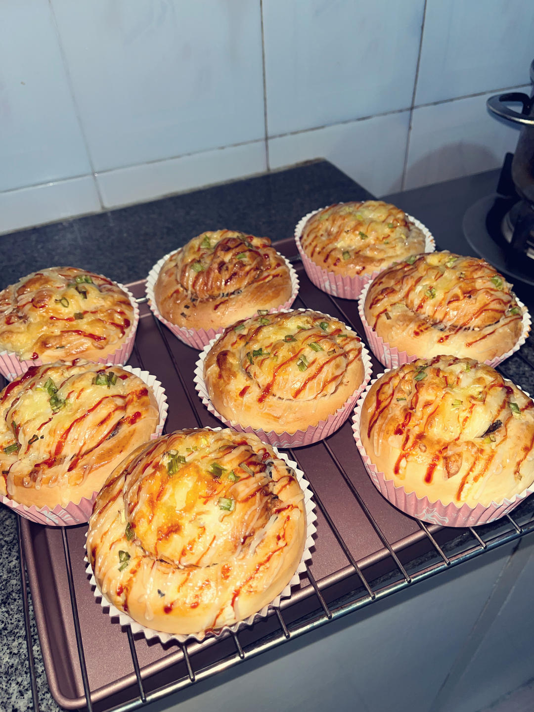 沙拉肉松面包🧀🍅🥗