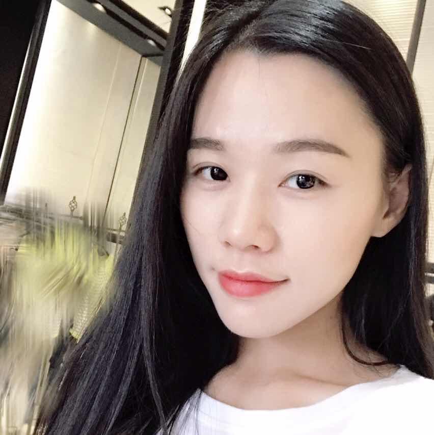 洛云落