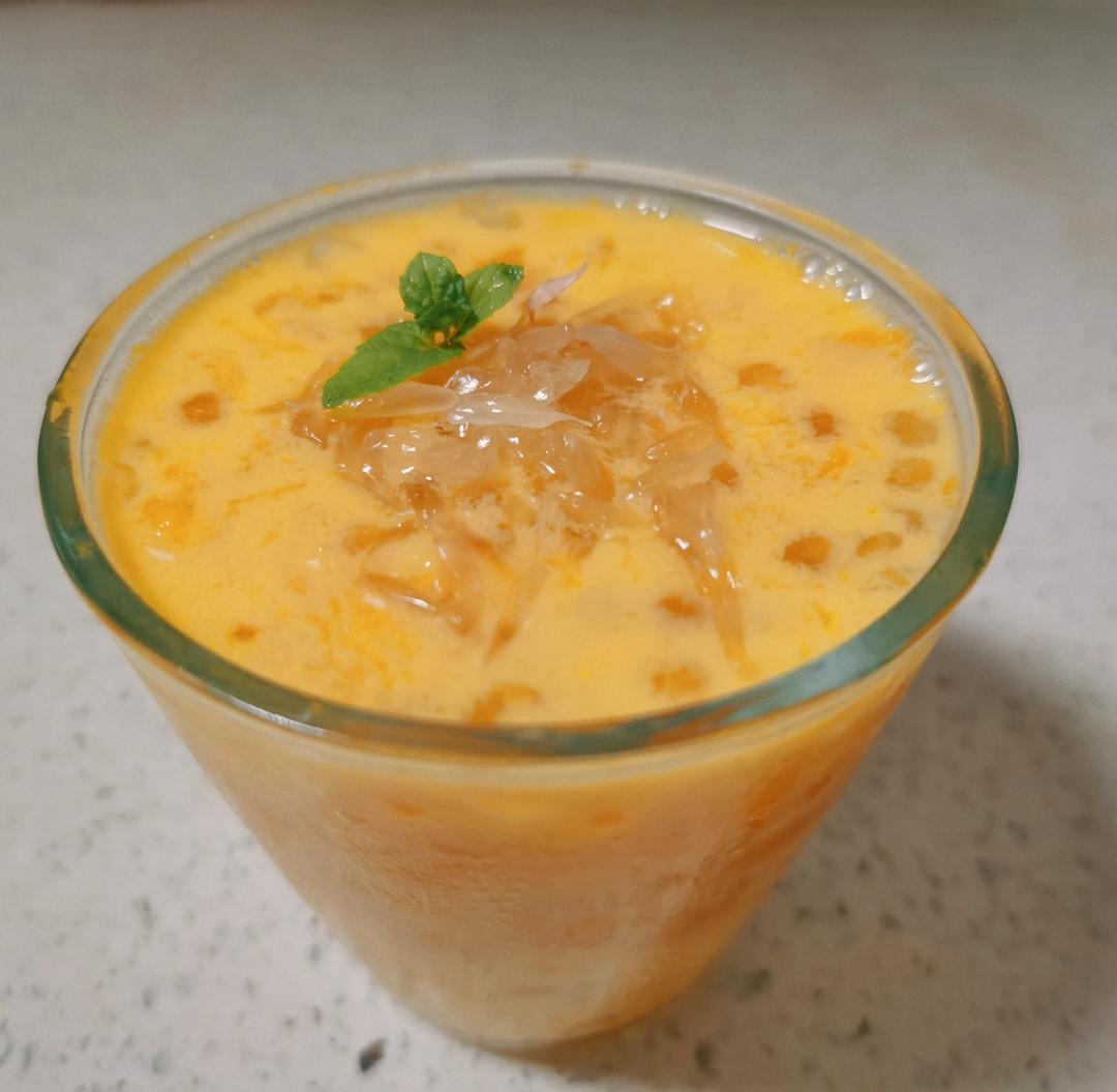 港式甜品——杨枝甘露(芒果西米露)附芒果花切法