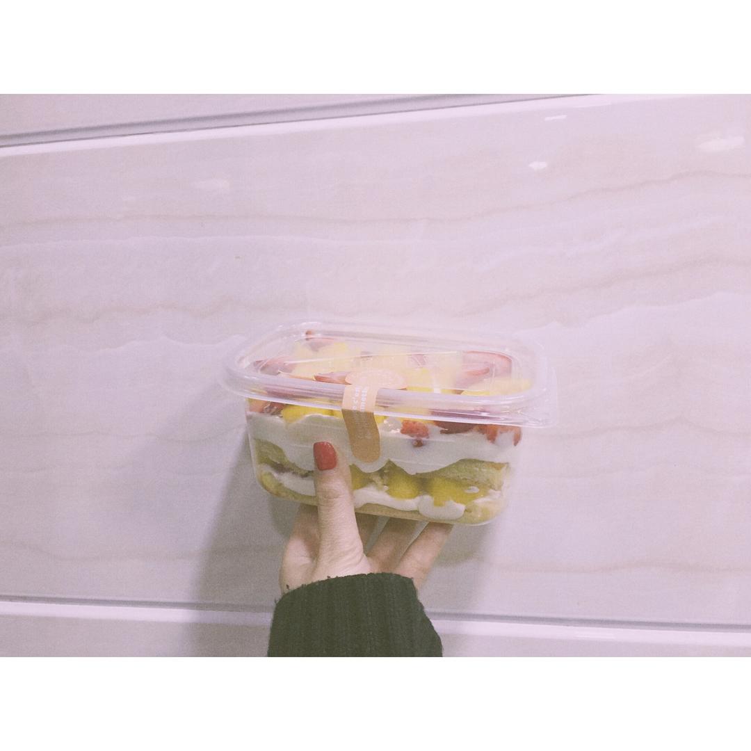 简单快手的便当饭盒水果盒子蛋糕