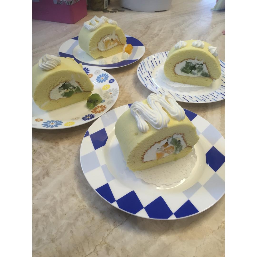 《Tinrry下午茶》教你做基础原味蛋糕卷