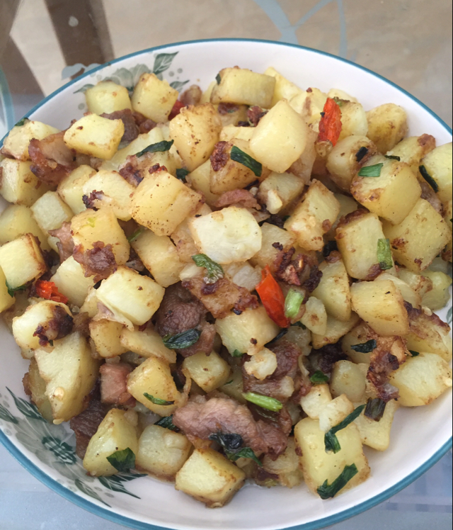 孜然炒土豆（毫无技术含量）