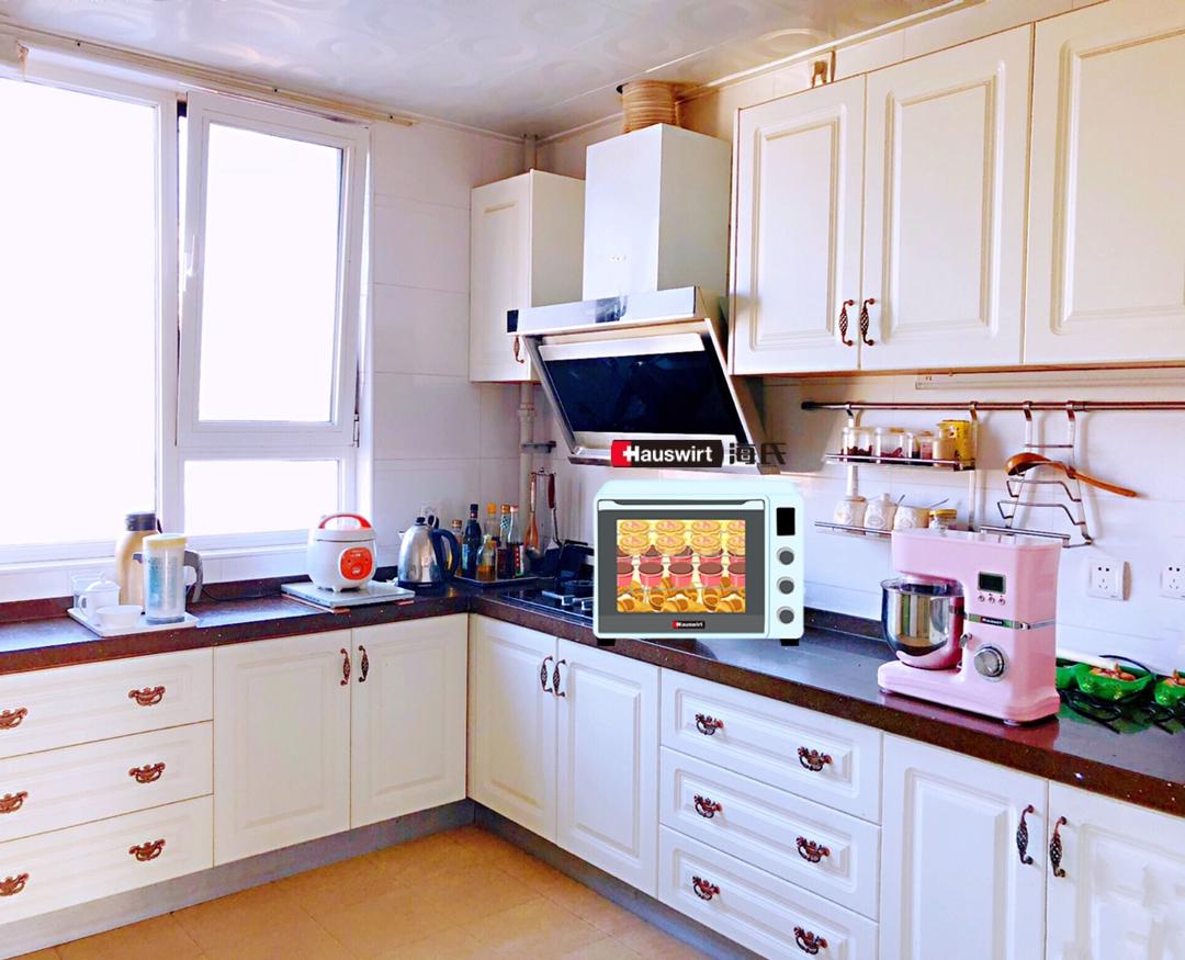 灵灵_sl做的晒厨房 玩贴纸 海氏烤箱等你拿