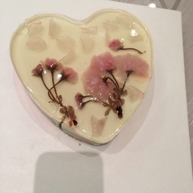 樱花彩虹慕斯蛋糕