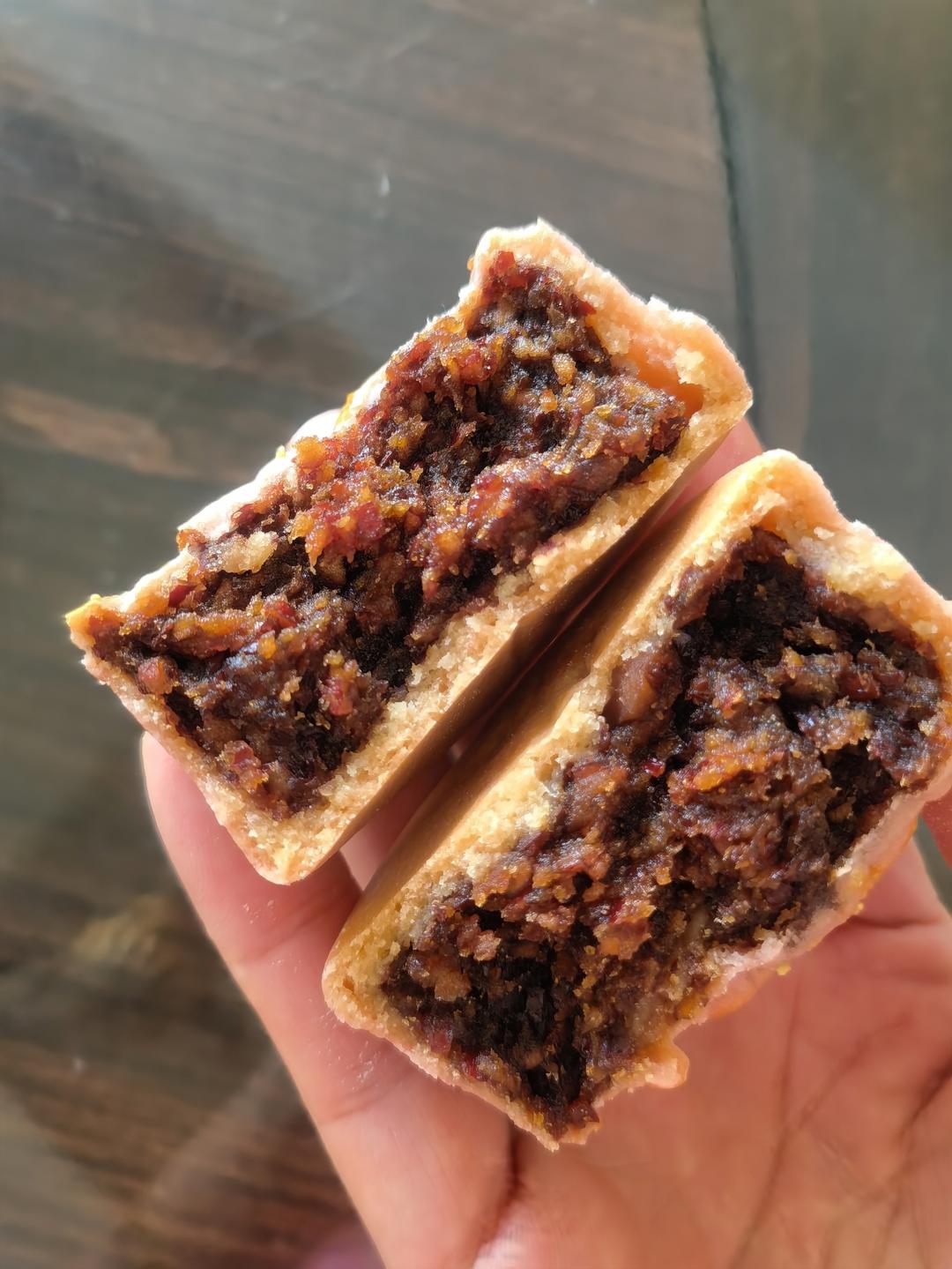 广式纯红枣核桃月饼（自制纯枣泥馅，馅不添加糖）
