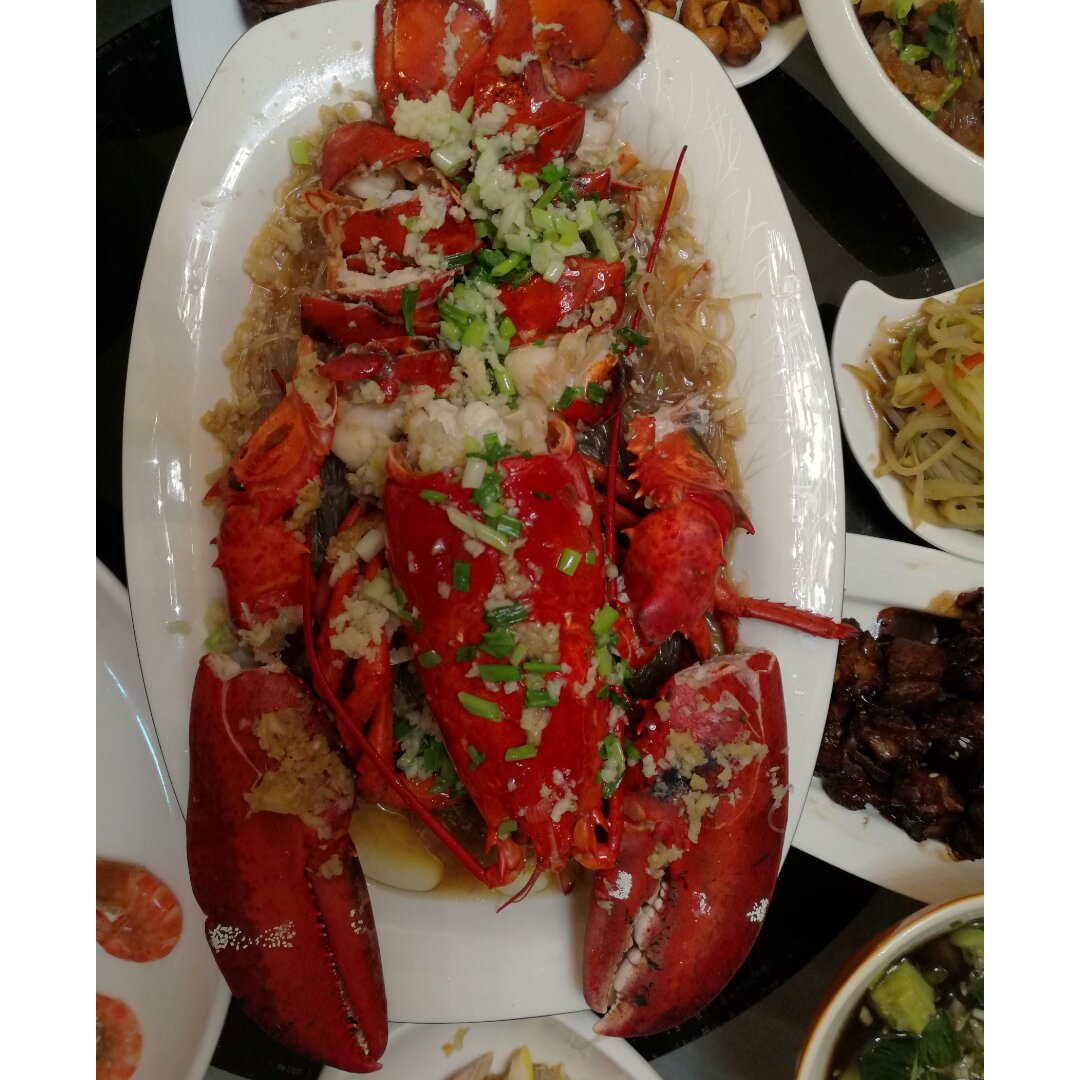 蒜蓉龙虾蒸粉丝