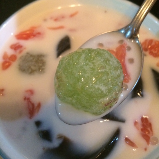 芒果椰汁西米露