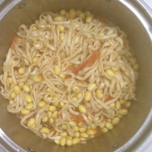 西红柿焗黄豆