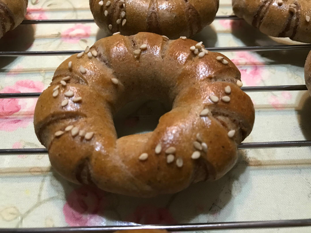 老式豆沙面包圈(只需一次发酵)