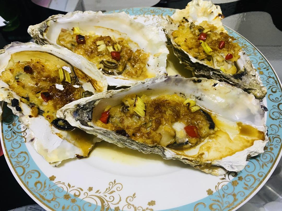 秒杀烧烤店的蒜蓉海蛎子
