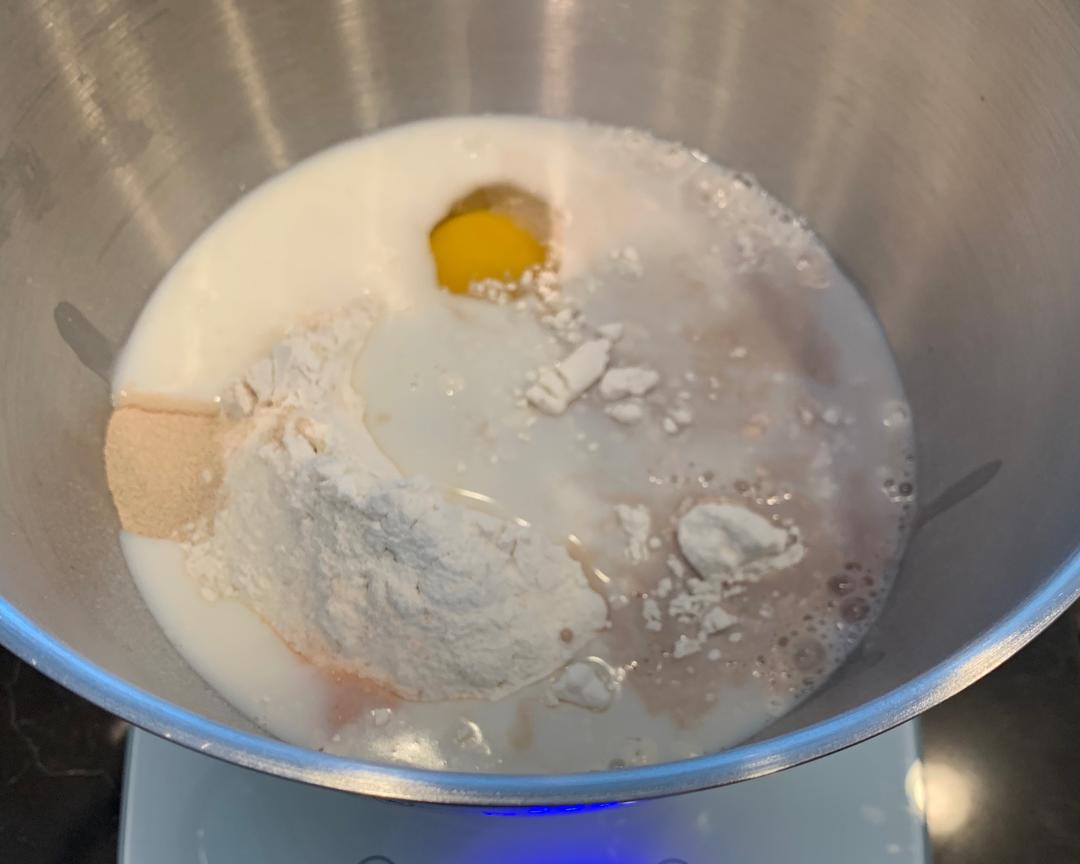 纯奶手撕吐司的做法 步骤1