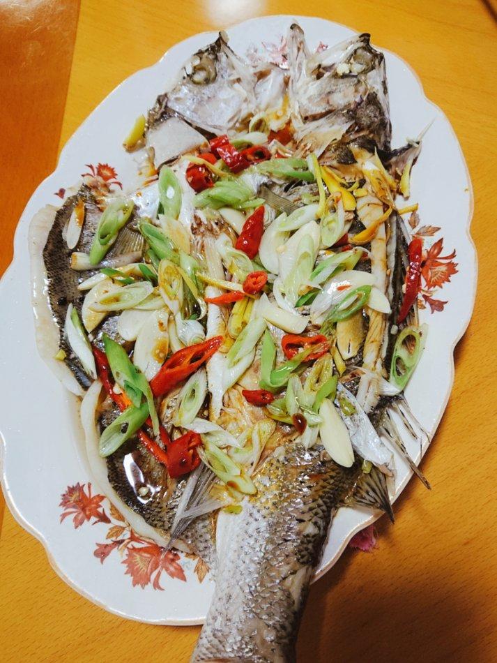 清蒸鲈鱼