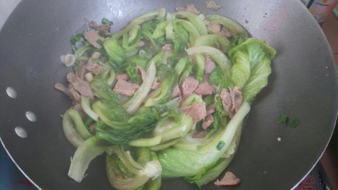 生菜炒肉？嗯？的做法