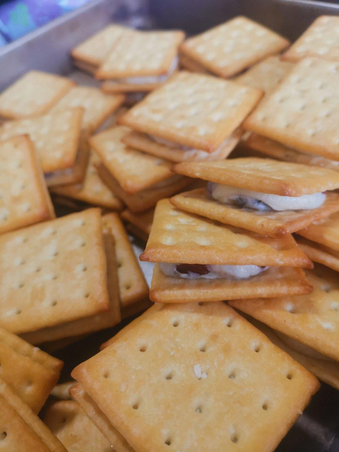 蔓越梅牛轧糖饼干（快手棉花糖苏打饼干版）
