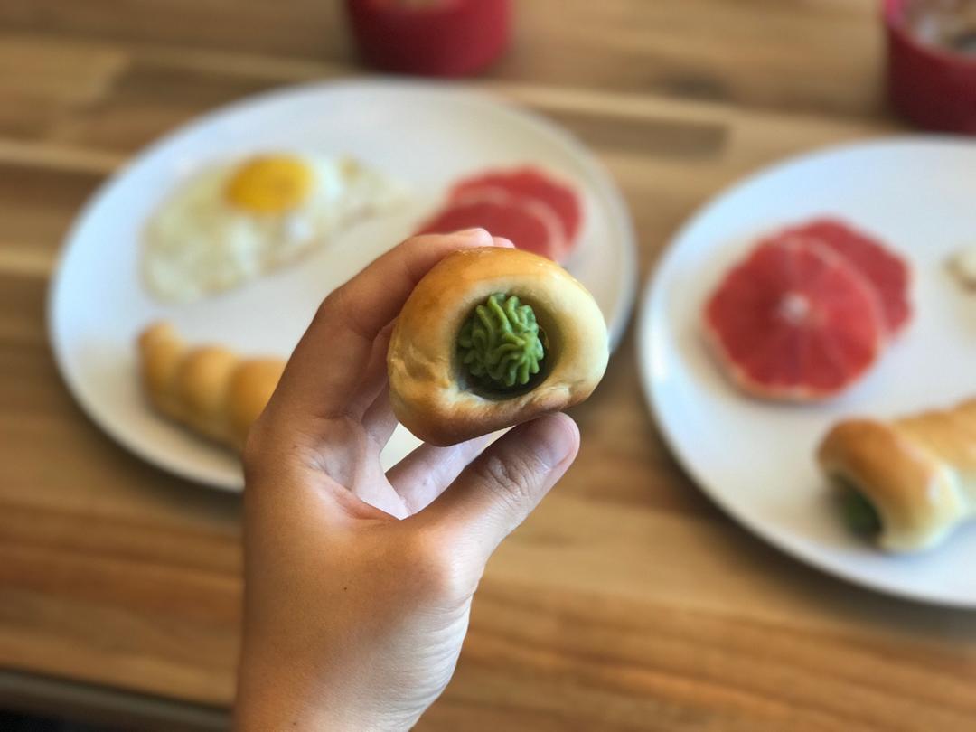 抹茶螺旋卷面包