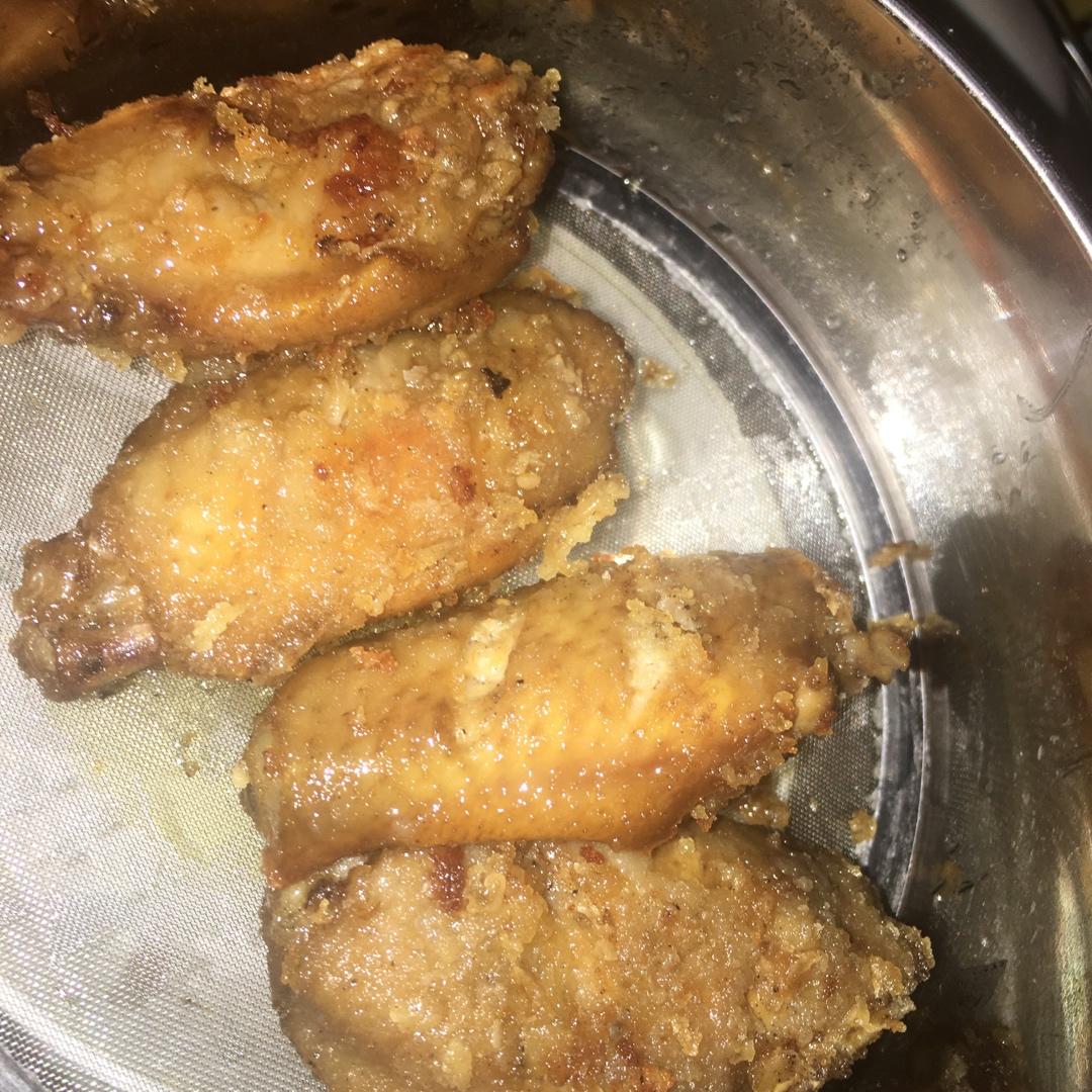 蒜香炸鸡翅
