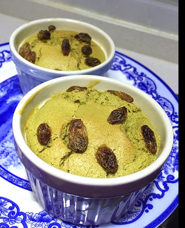 抹茶戚风蛋糕卷