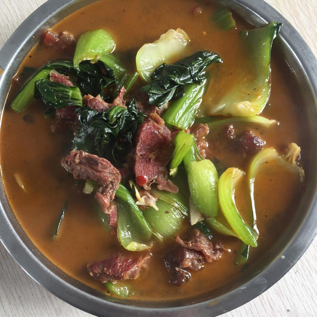 俊哲若兮做的青菜烩牛肉