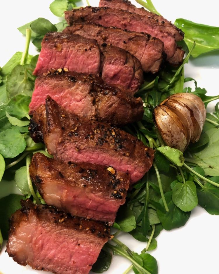 好吃到哭的煎牛排